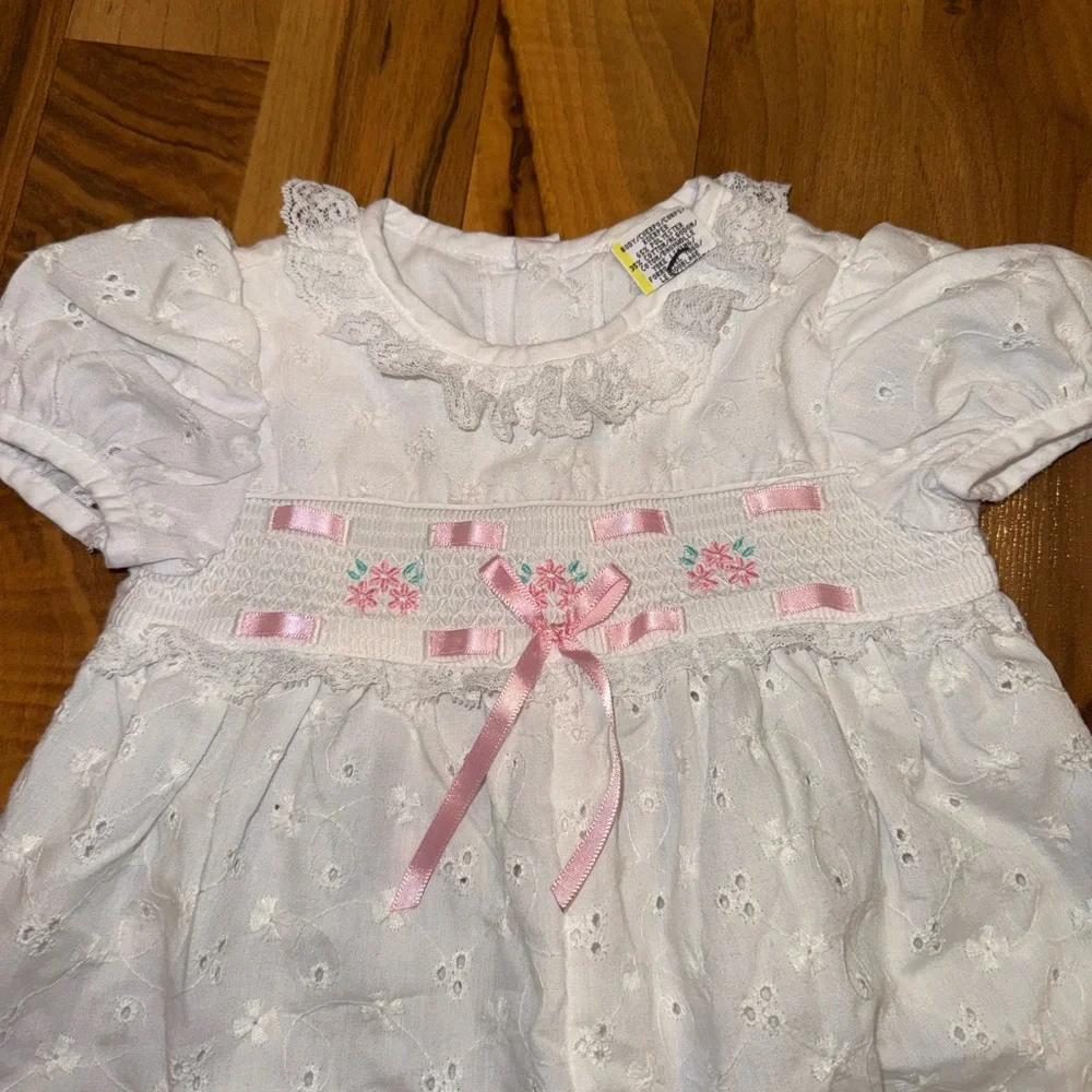 Vintage white baby girl‎ one piece with slippers size 3-6 embroidery